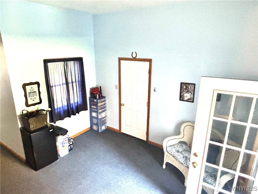 122 Strasmer Road Cheektowaga, NY 14043 - Photo 18 of 34 Breezway