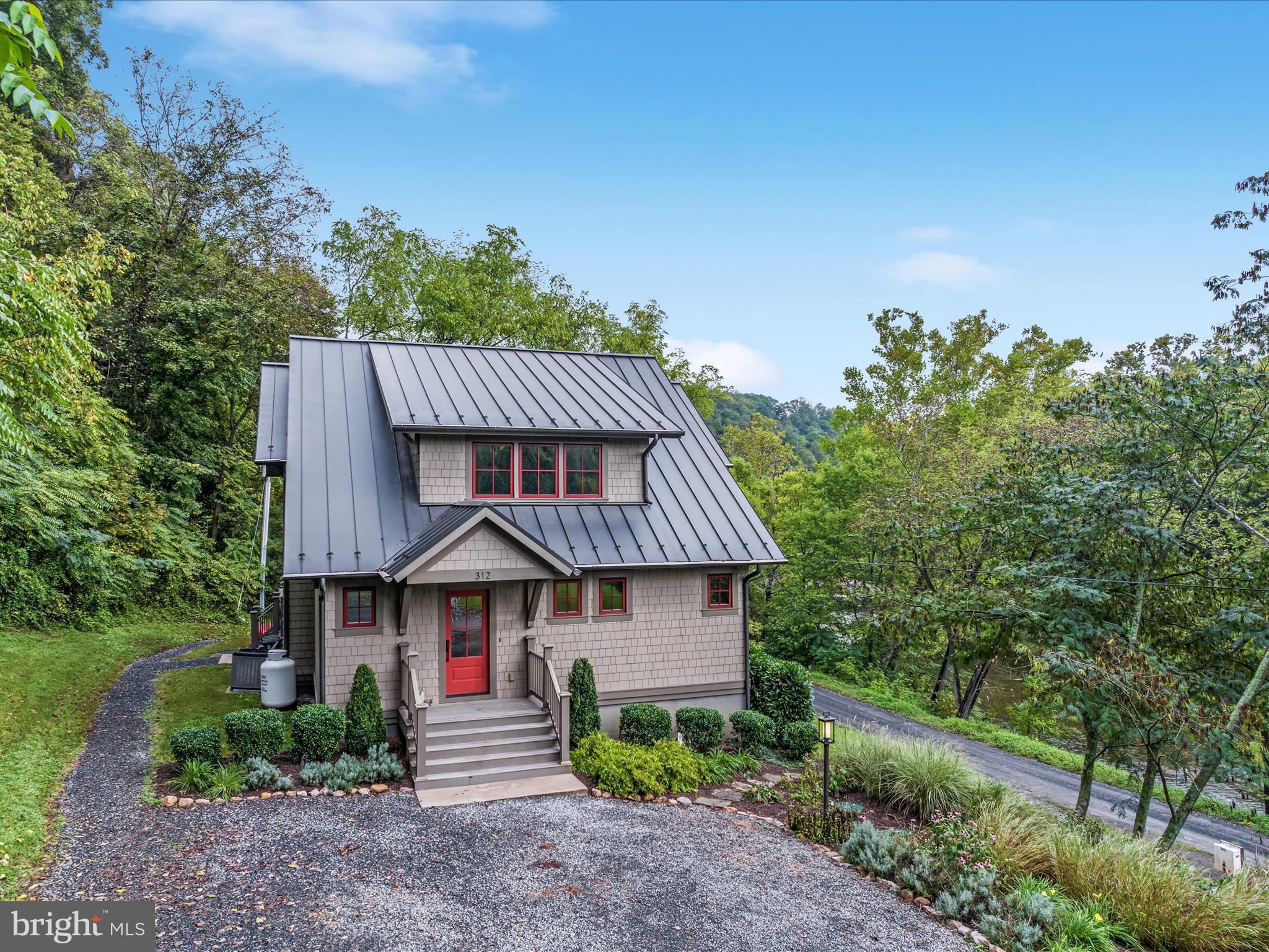 312 Ridgeley Road Woodstock, VA 22664 - Photo 1 of 59