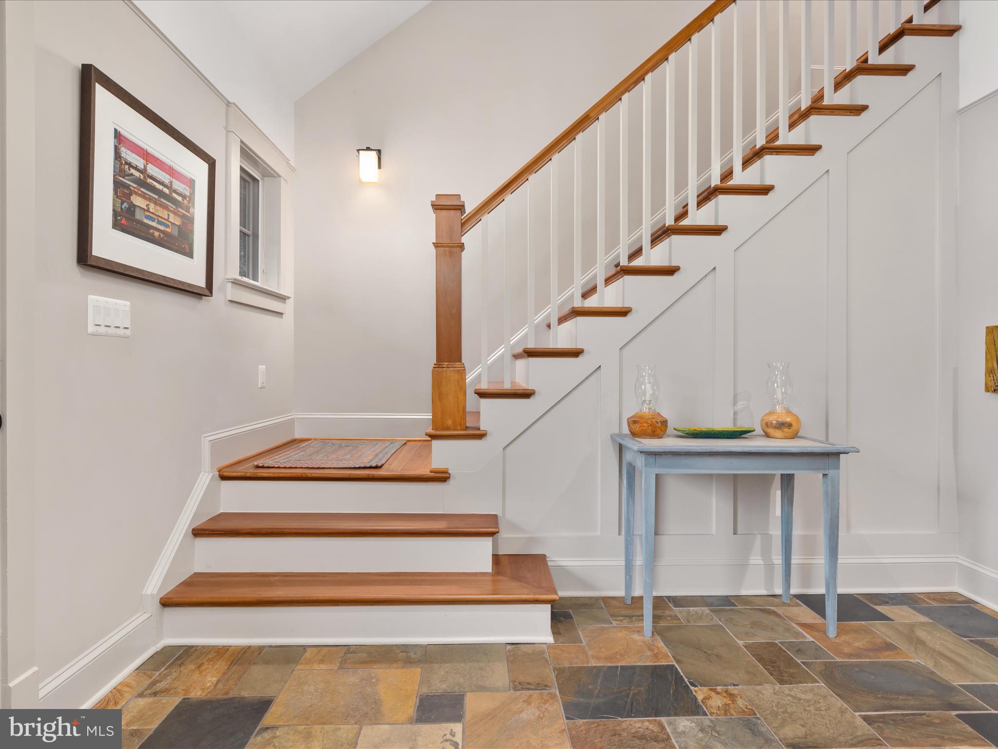 312 Ridgeley Road Woodstock, VA 22664 - Photo 7 of 59