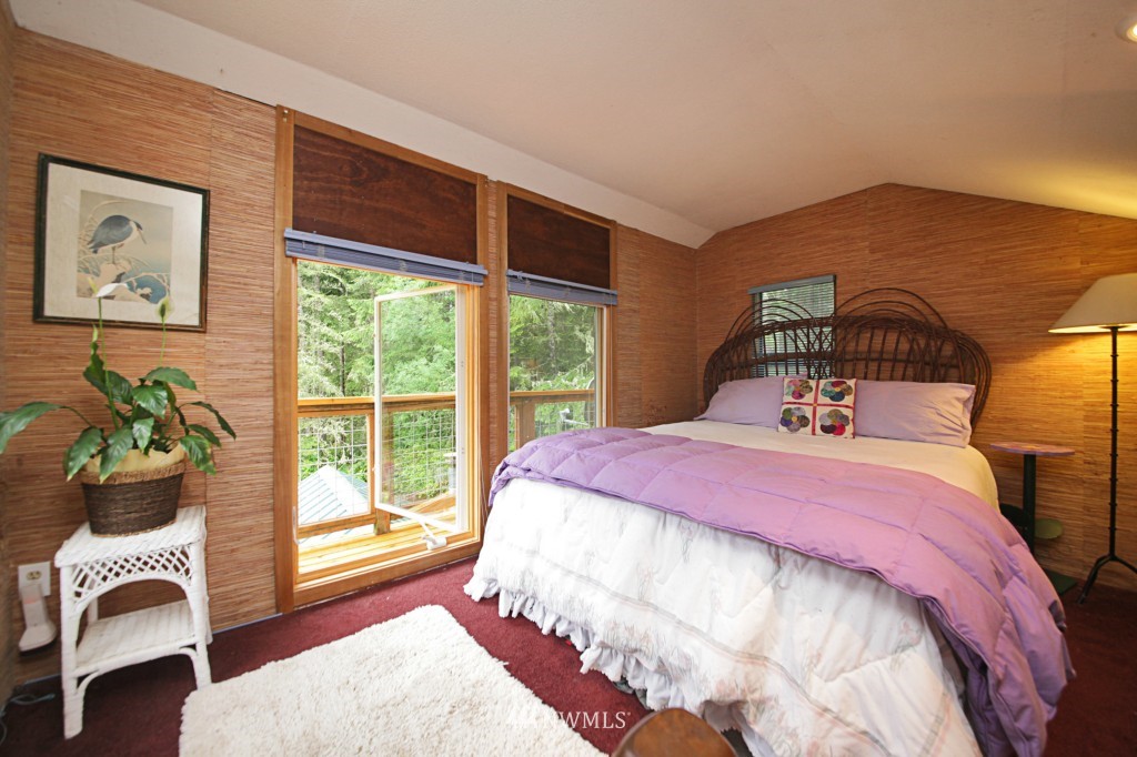 5198 South Strider Road Langley, WA 98260 - Photo 8 of 15 Gallery Image 8