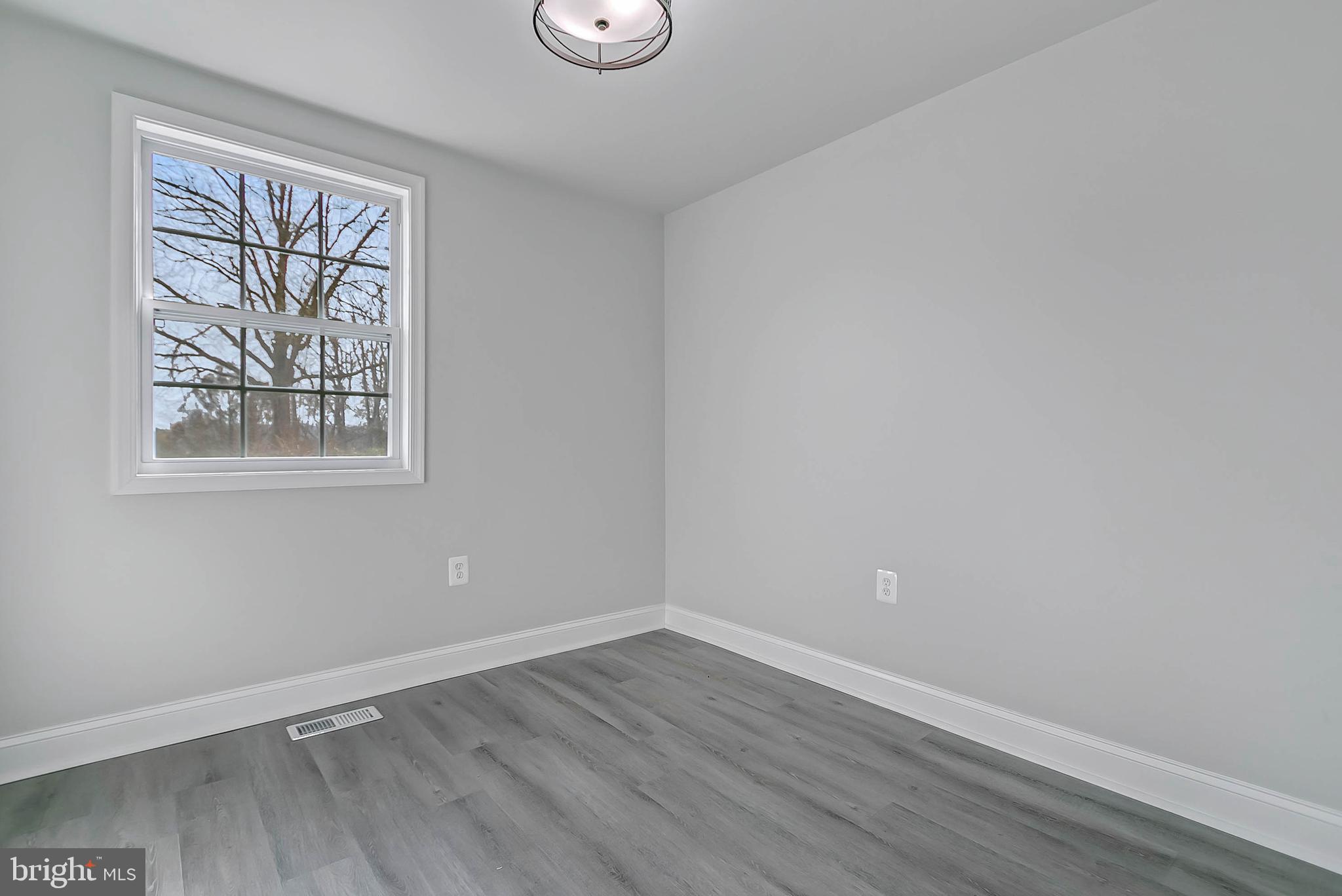 12503 Tove Road Clinton, MD 20735 - Photo 23 of 35