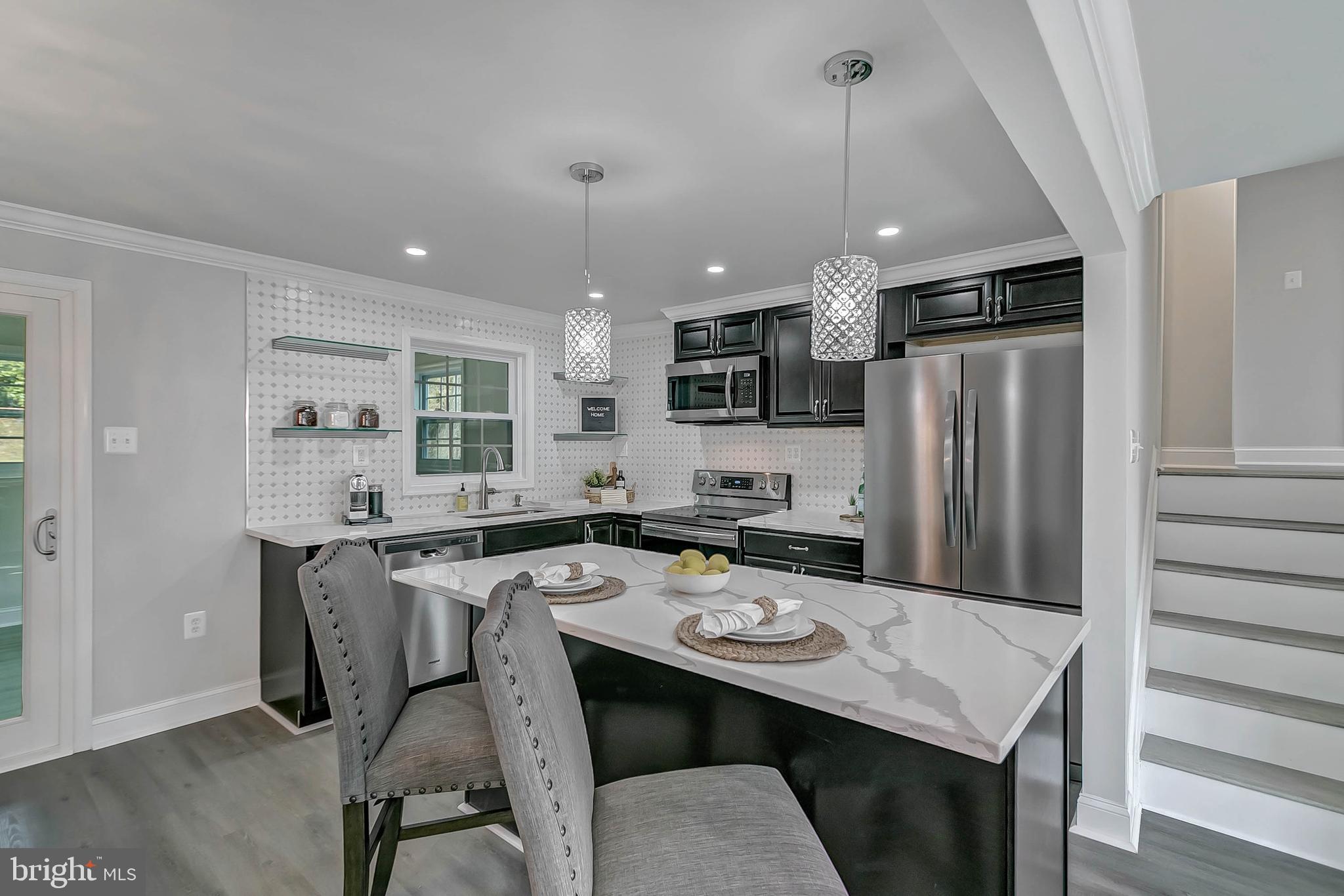12503 Tove Road Clinton, MD 20735 - Photo 4 of 35