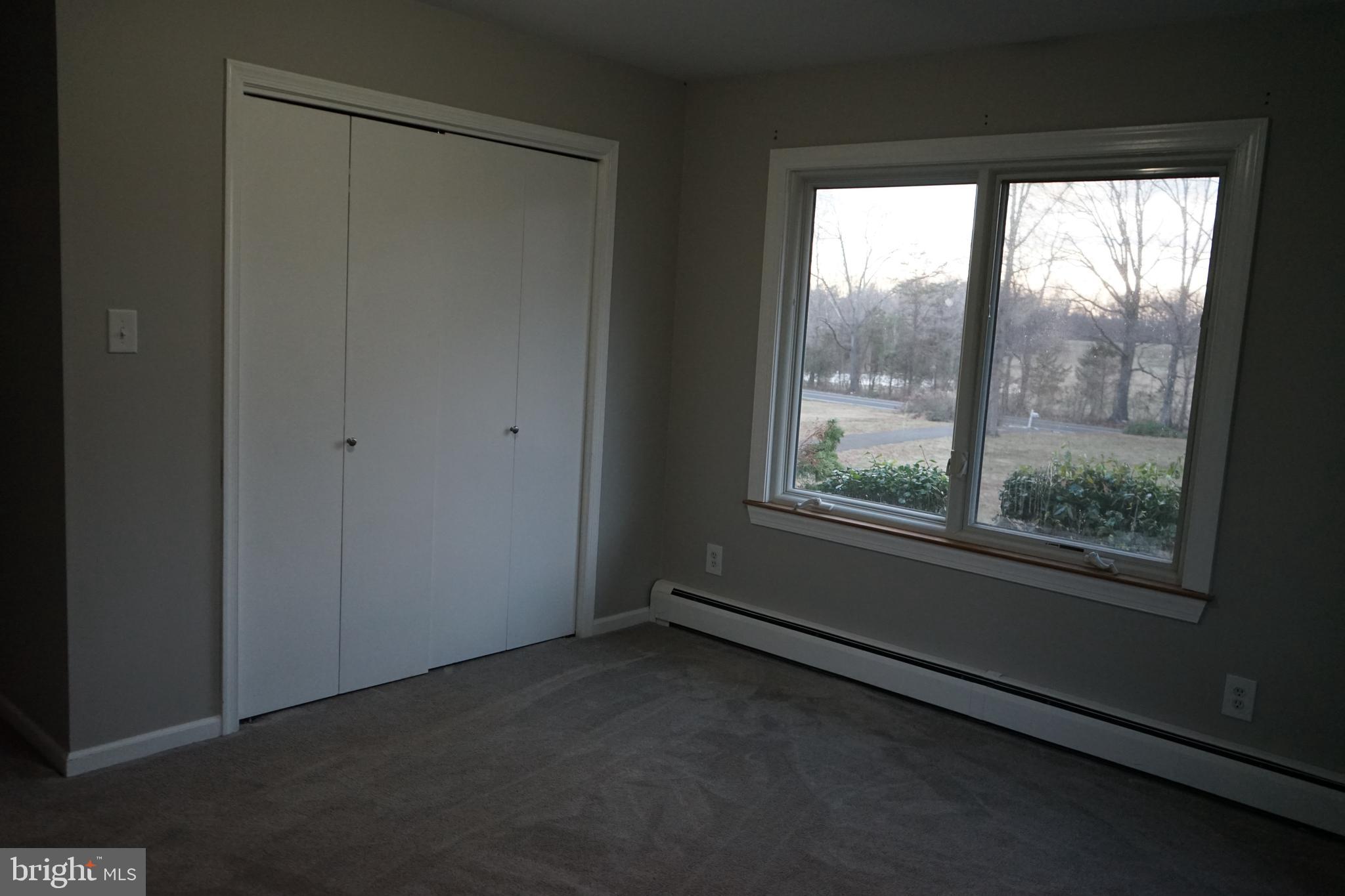 9509 Lees Mill Road Warrenton, VA 20186 - Photo 9 of 17 1st Bedroom