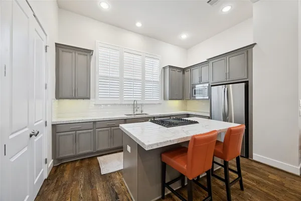 $4,500 | 4721 Banning Drive, Unit E, Houston, TX 77027