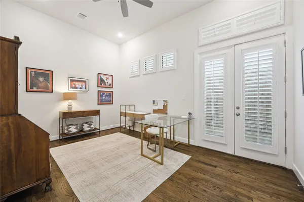 $4,500 | 4721 Banning Drive, Unit E, Houston, TX 77027