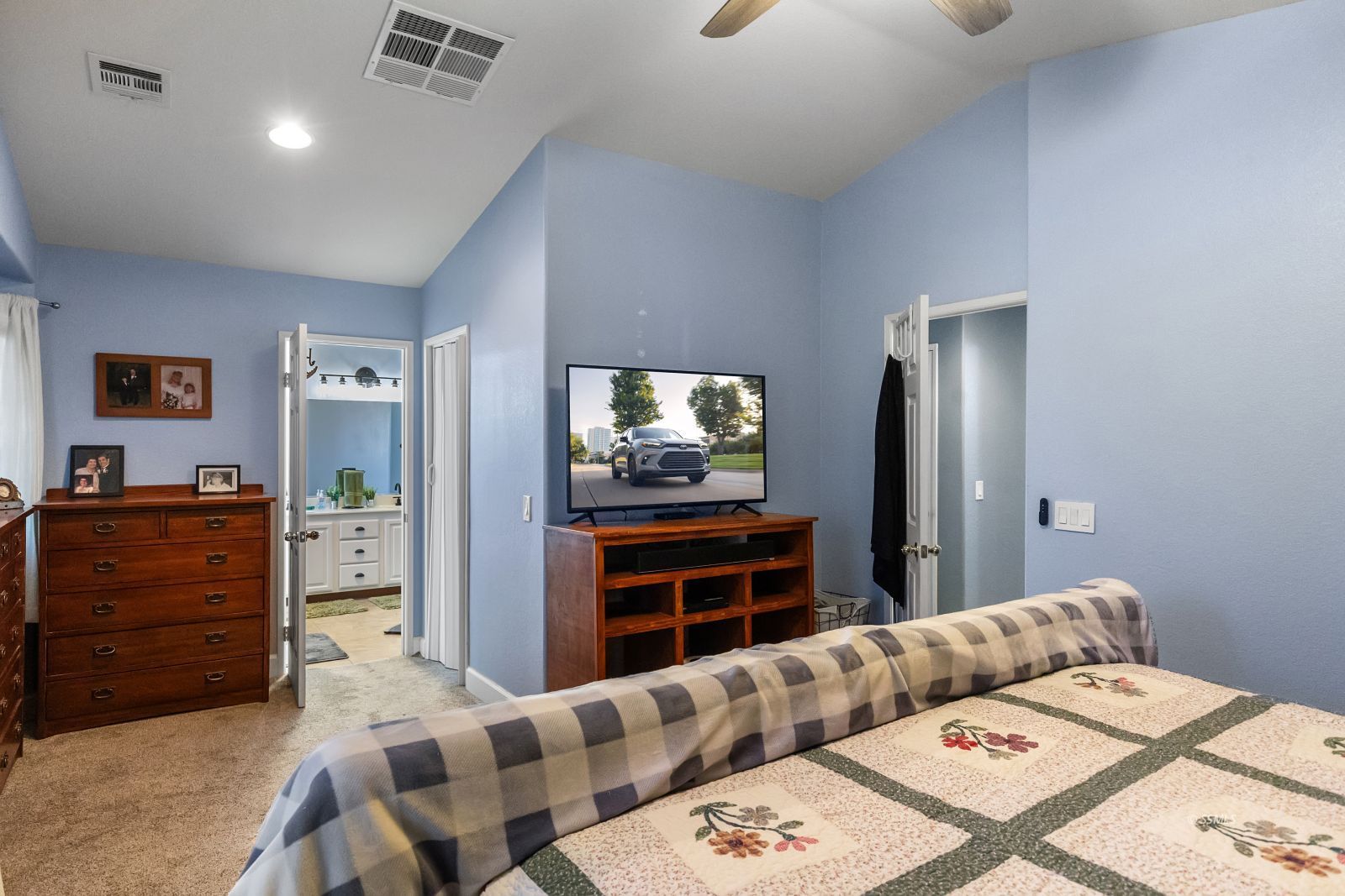 1208 Rebecca Avenue Ridgecrest, CA 93555 - Photo 33 of 48 Gallery Image 33