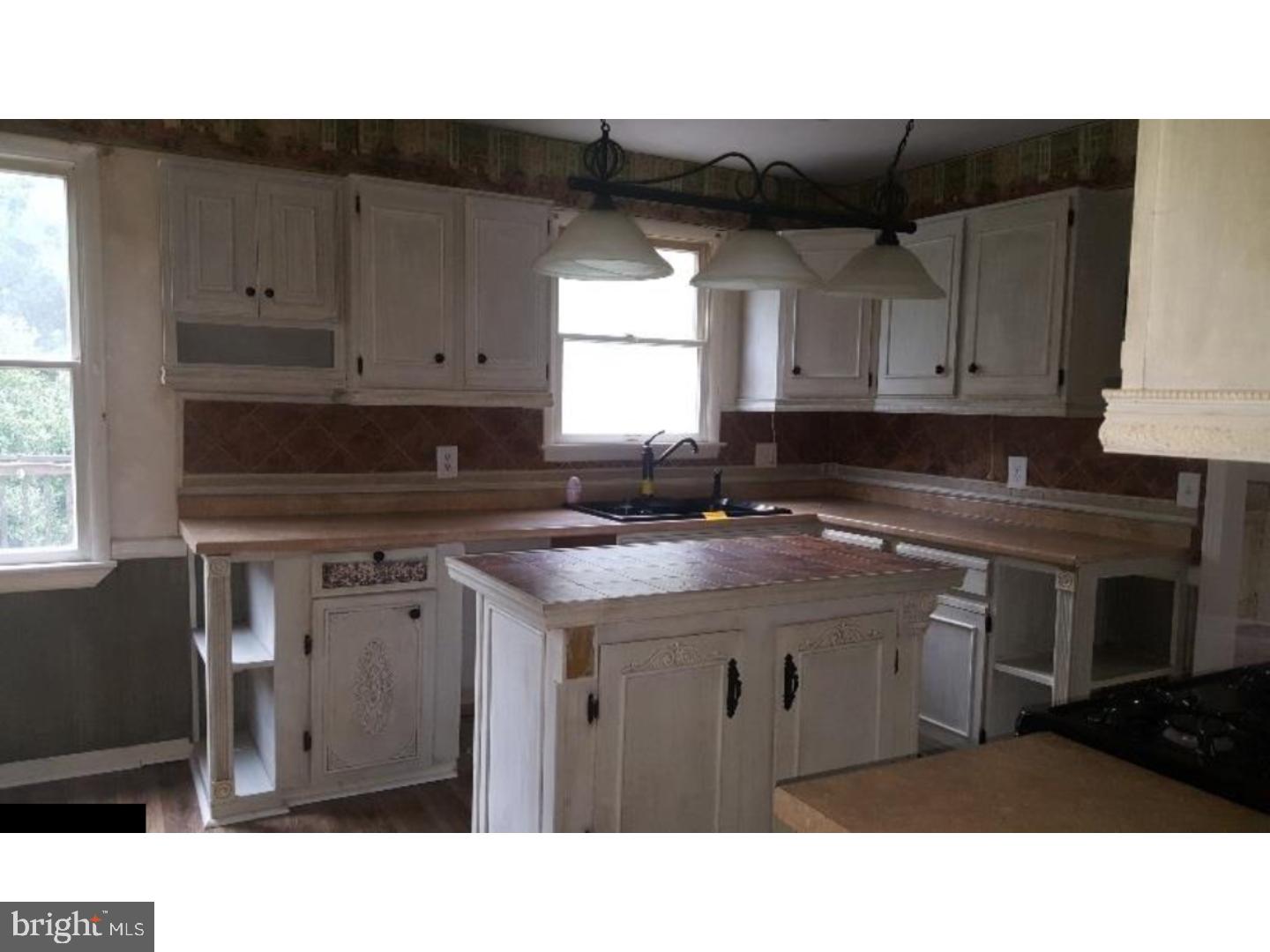 243 Chestnut Street Salem, NJ 08079 - Photo 11 of 21 Gallery Image 11