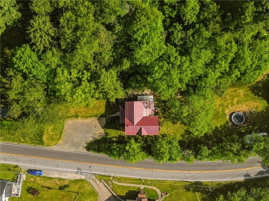 3074 Seanor Road Hollsopple, PA 15935 - Photo 5 of 43