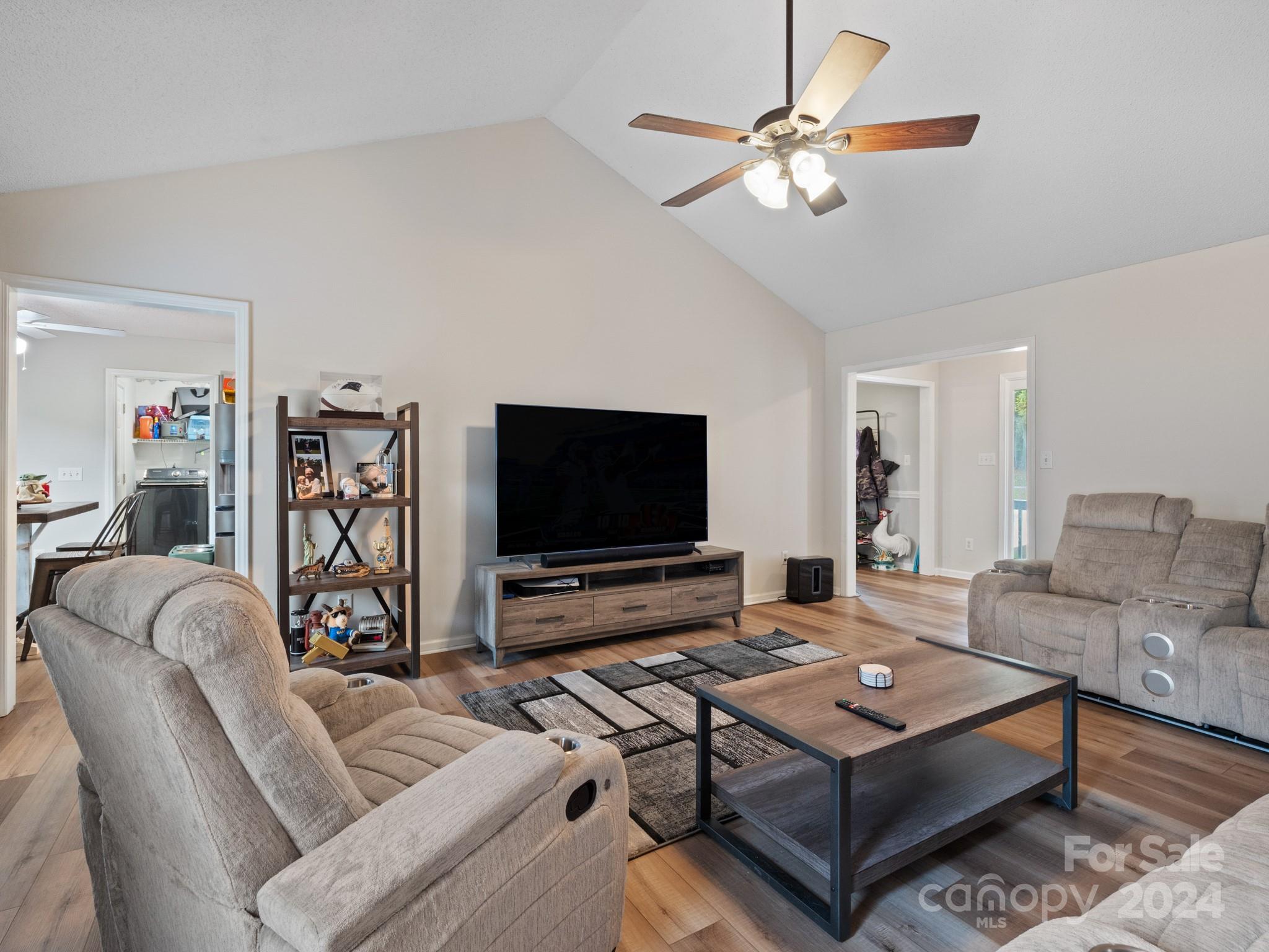 242 State Rd S-46-186 Clover, SC 29710 - Photo 4 of 32 Gallery Image 4