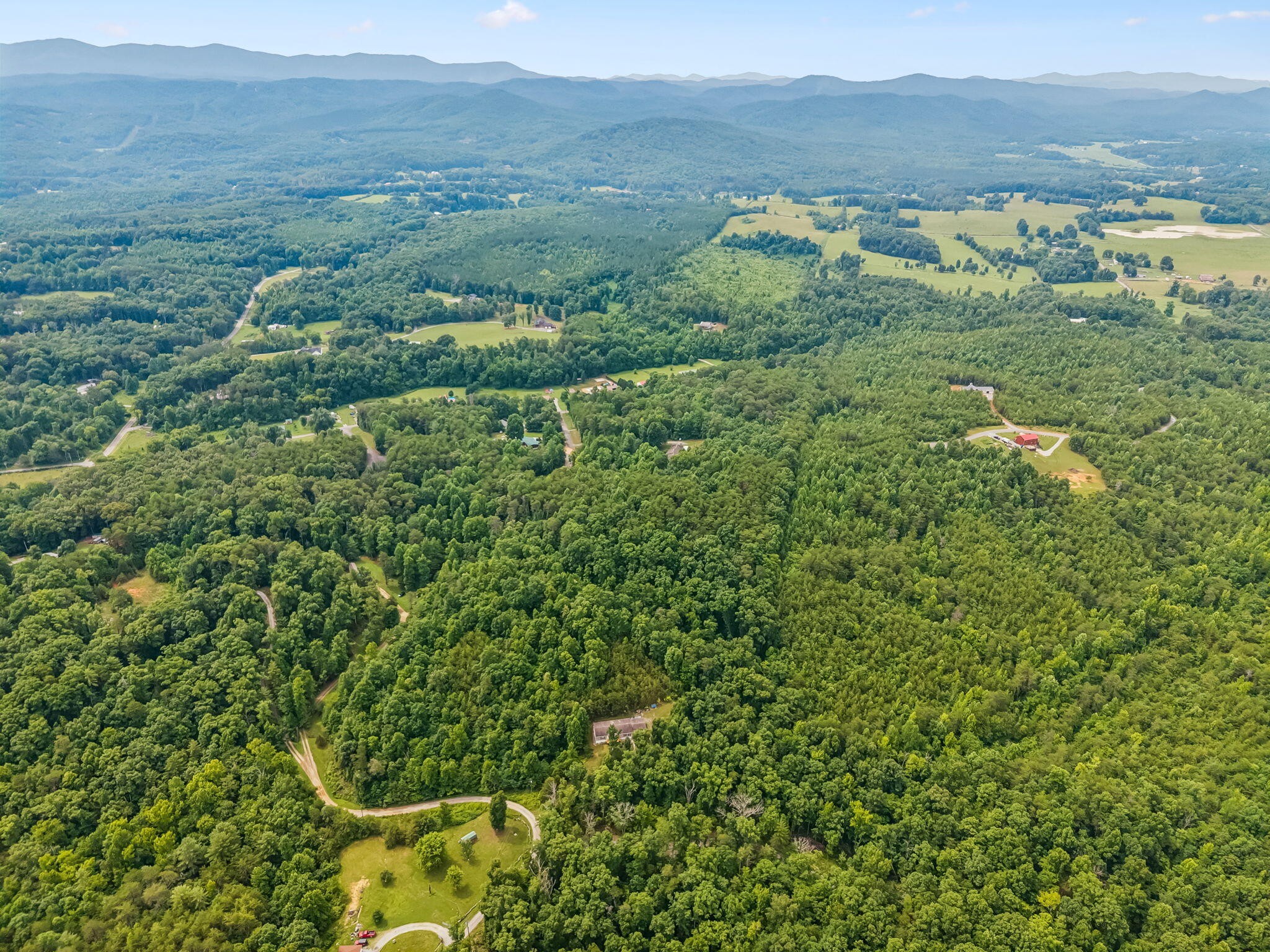 650 Gamble Gap Road Tellico Plains, TN 37385 - Photo 39 of 47