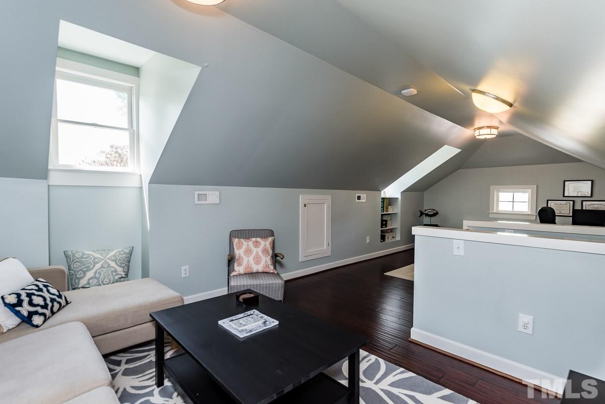 512 Cole Street Raleigh, NC 27605 - Photo 17 of 23 Gallery Image 17