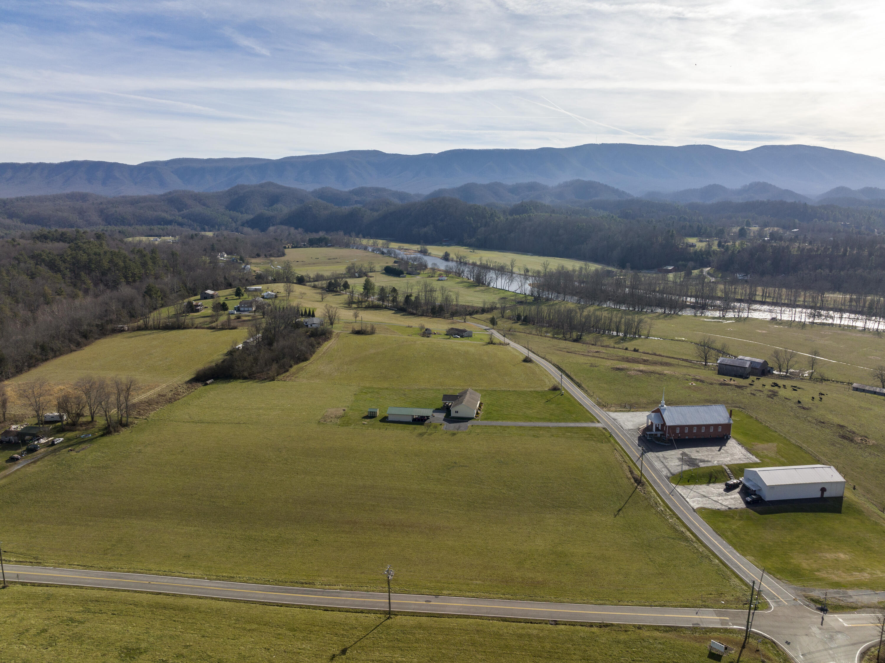 945 Beidleman Creek Road, Unit 1 Bristol, TN 37620 - Photo 11 of 16 B2A6F6A5-ACF8-424B-8C93-99D35A214D7C