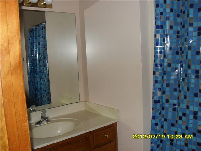 670 Baker Road Columbia, TN 38401 - Photo 19 of 19 BATH ROOM