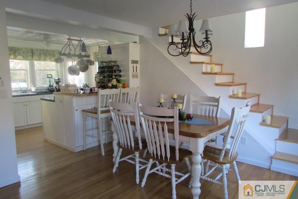 45 Wilcox Road New Brunswick, NJ 08901 - Photo 4 of 17 Gallery Image 4