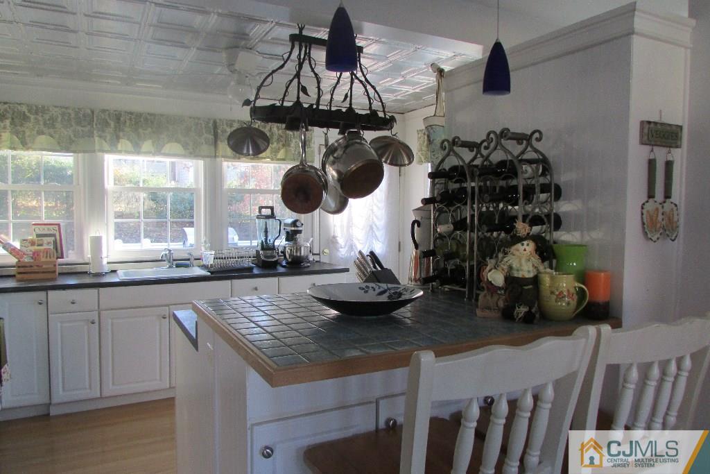45 Wilcox Road New Brunswick, NJ 08901 - Photo 6 of 17 Gallery Image 6