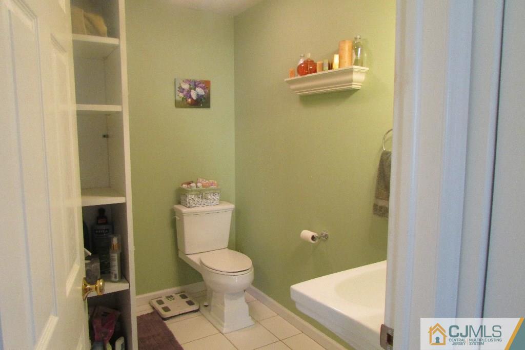 45 Wilcox Road New Brunswick, NJ 08901 - Photo 10 of 17 Gallery Image 10