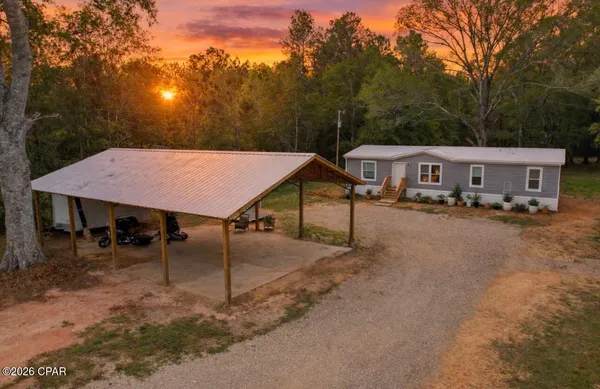 $234,500 | 650 Satellite Road, Graceville, FL 32440