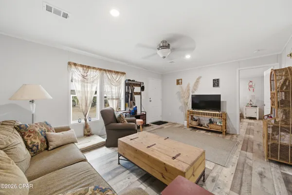 $234,500 | 650 Satellite Road, Graceville, FL 32440
