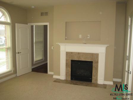 202 Walnut Boulevard, Unit 3 Rochester, MI 48307 - Photo 8 of 12 925407-7.JPG