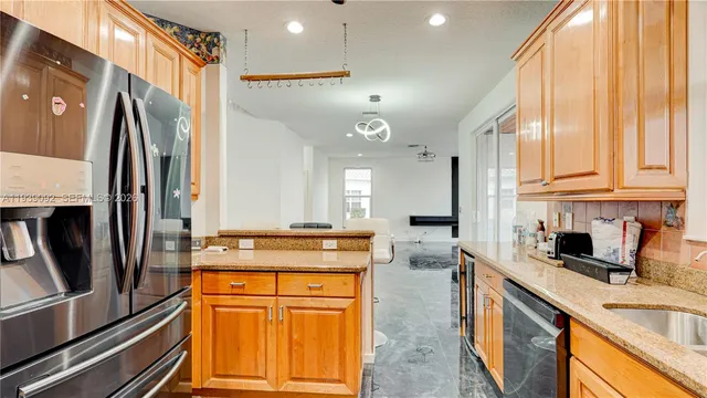 $4,500 | 7109 Waldon Pond, Stuart, FL 34997