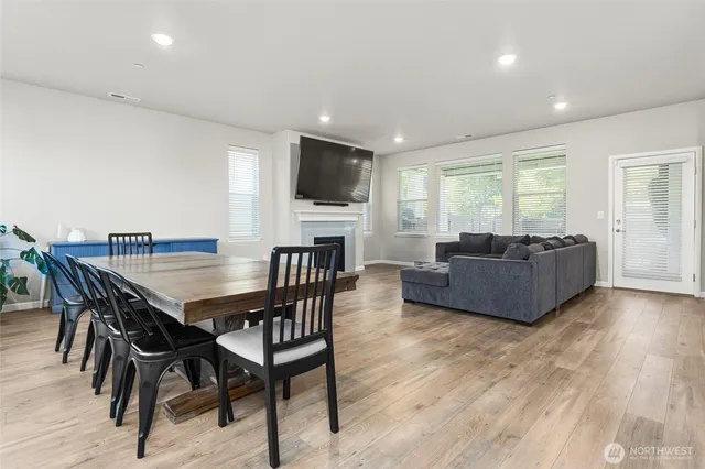 $824,999 | 29905 118th Place Southeast, Auburn, WA 98092