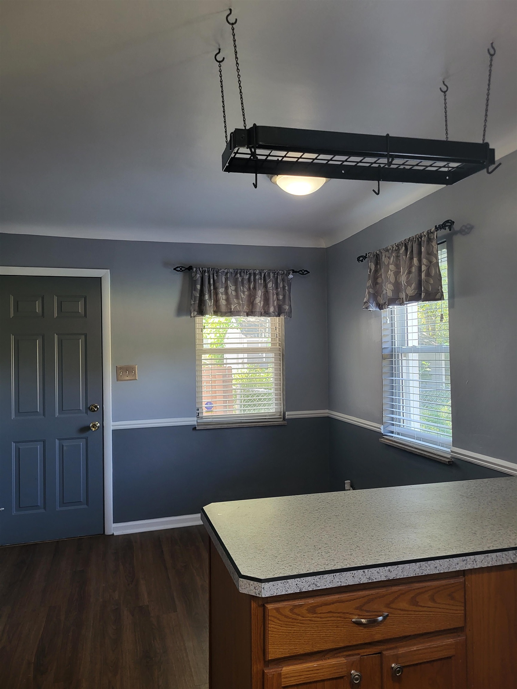 2411 Covert Road Burton, MI 48509 - Photo 20 of 40 50154154-ef205960-f577-4ef5-8043-ce04ad85fb81.JPG