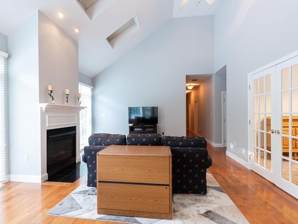 3 Hambone Farm Road Franklin, MA 02038 - Photo 6 of 40 Gallery Image 6
