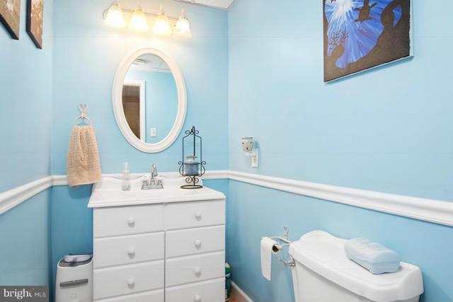 7742 Notley Road Pasadena, MD 21122 - Photo 15 of 29 Bath