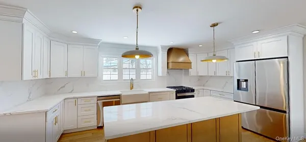 $1,599,999 | 26 Essex Road, Bethpage, NY 11714