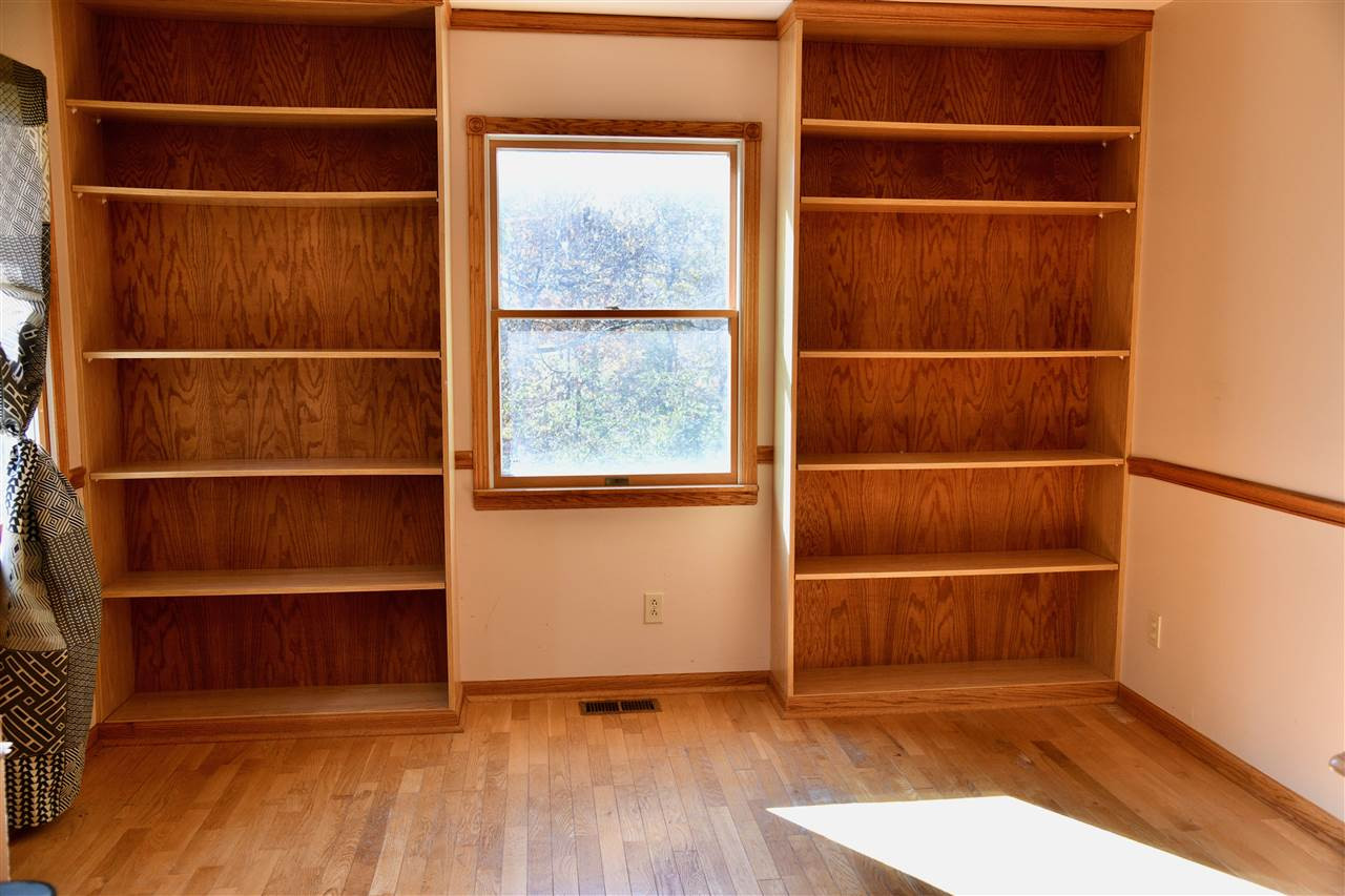 9851 East Bend Road Burlington, KY 41005 - Photo 12 of 28 Gallery Image 12