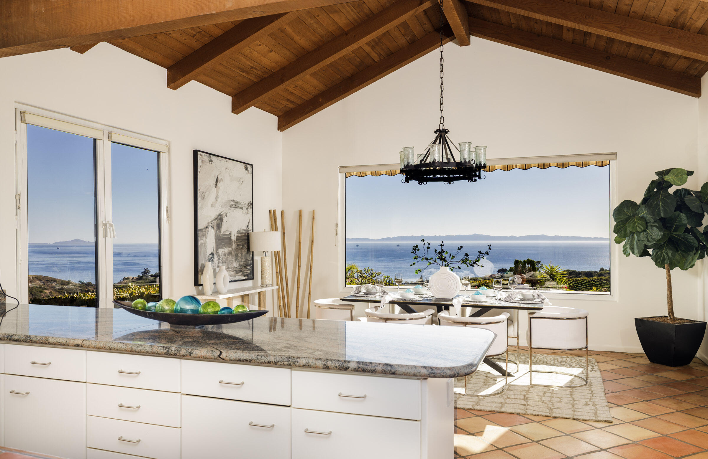 480 Ortega Ridge Road Santa Barbara, CA 93108 - Photo 26 of 54 480 Ortega Ridge_0052