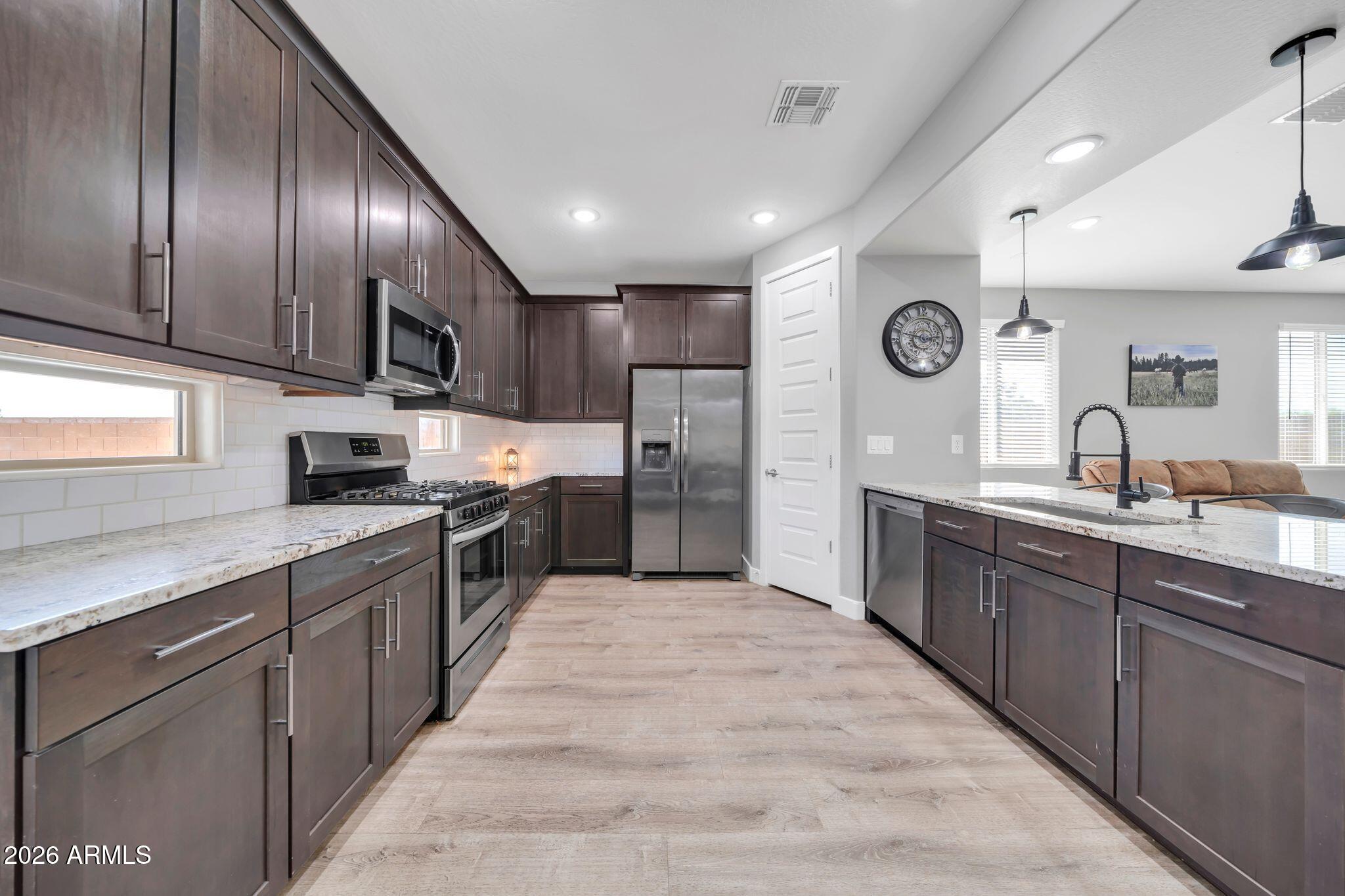 16516 West Alameda Road Surprise, AZ 85387 - Photo 6 of 38 16516 W Alameda-14
