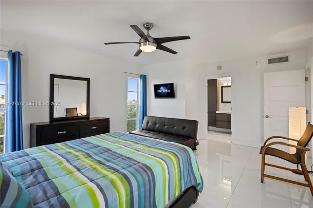 $379,900 | 3050 North Palm Aire Drive, Unit 710, Pompano Beach, FL 33069