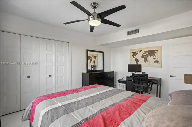 $379,900 | 3050 North Palm Aire Drive, Unit 710, Pompano Beach, FL 33069