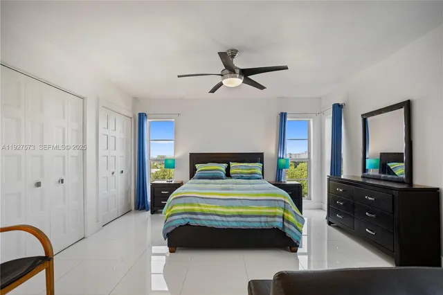 $379,900 | 3050 North Palm Aire Drive, Unit 710, Pompano Beach, FL 33069