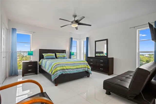 $379,900 | 3050 North Palm Aire Drive, Unit 710, Pompano Beach, FL 33069