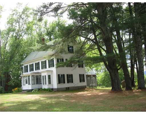 320 Fish Street Fryeburg, ME 04037 - Photo 2 of 15 Exterior Front. Side view of farmhouse.