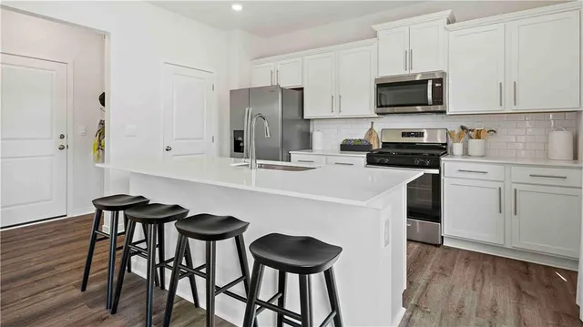 $439,990 | 19550 West 202nd Terrace, Spring Hill, KS 66083