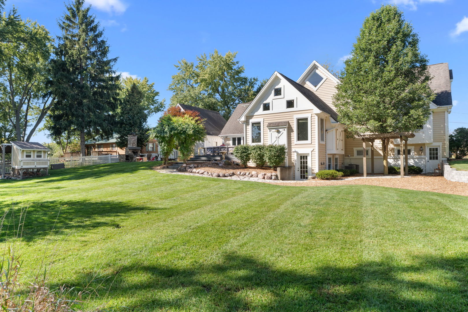 27069 West Fox River Road Cary, IL 60013 - Photo 42 of 47 Gallery Image 42
