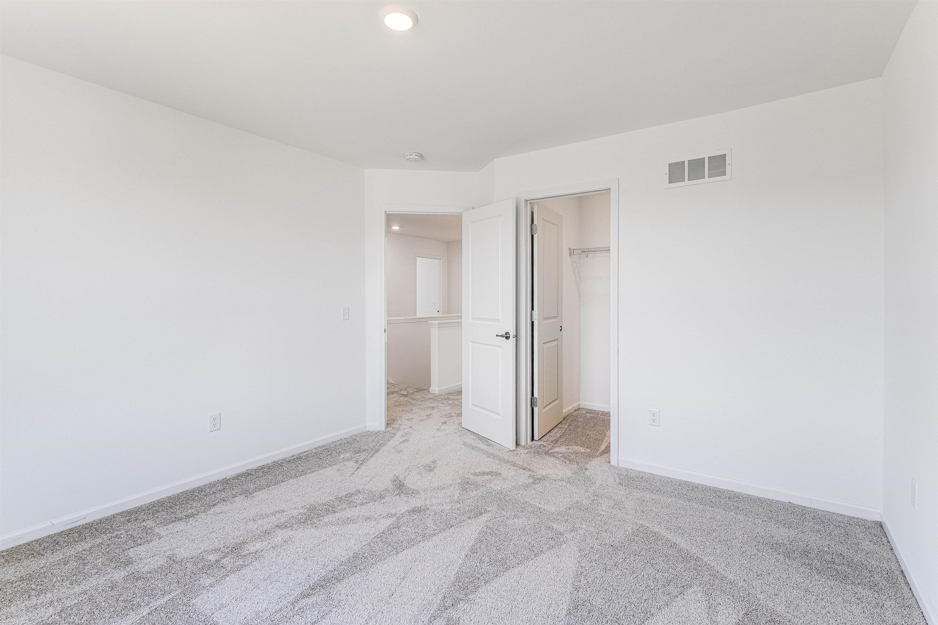 108 O'brien, Unit 15 Columbus, WI 53925 - Photo 25 of 28