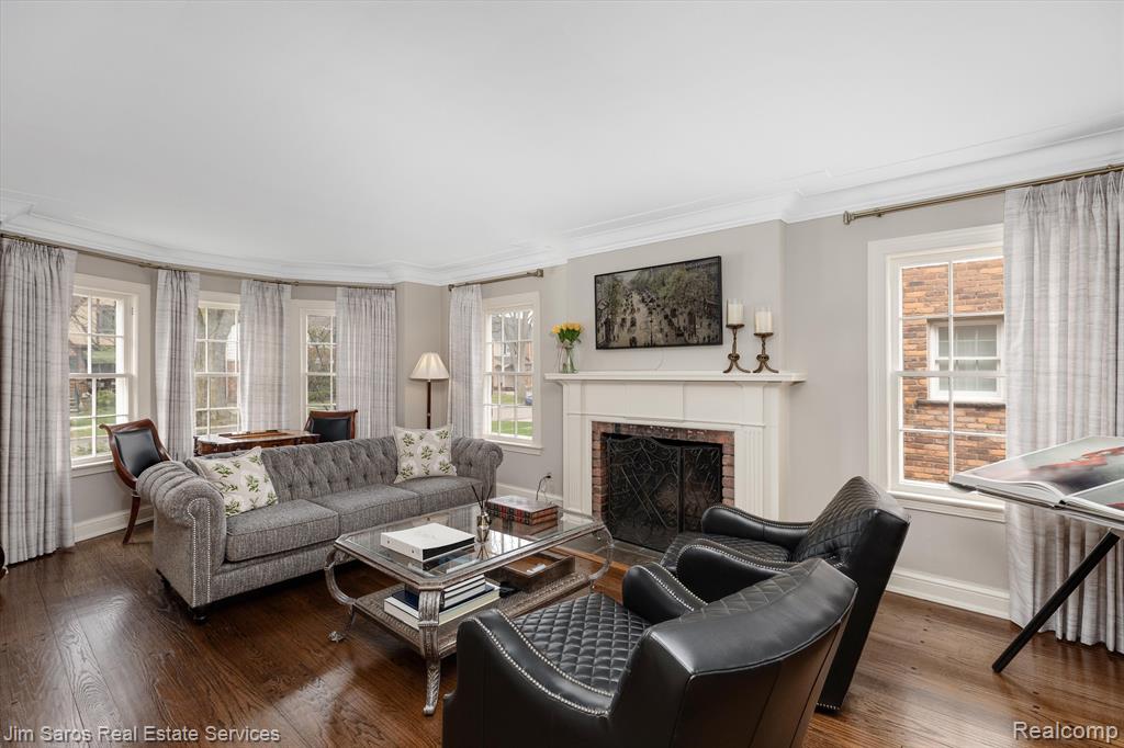 324 McMillan Road Grosse Pointe Farms, MI 48236 - Photo 6 of 40