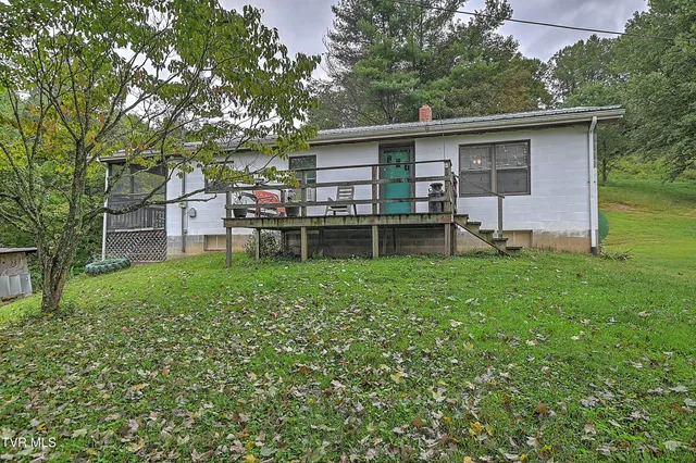 $265,000 | 10103 Hayters Gap Road, Abingdon, VA 24210