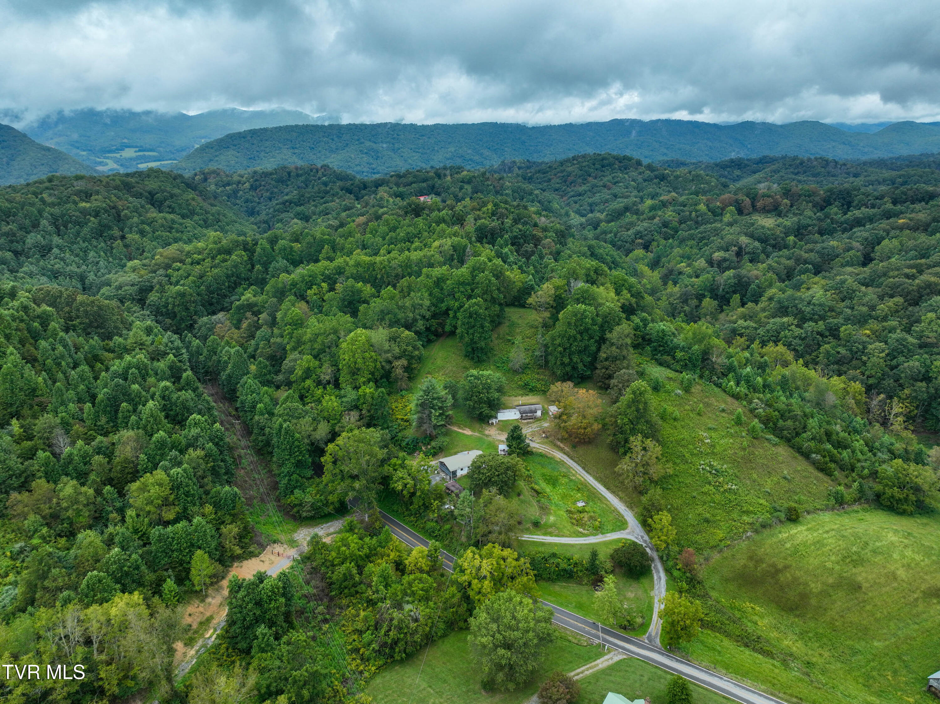 10103 Hayters Gap Road Abingdon, VA 24210 - Photo 37 of 37 10103 Hayters Gap Rd Drone SEXTON-3