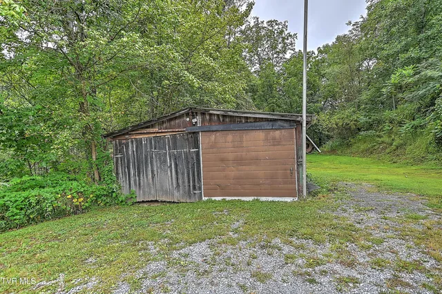 $265,000 | 10103 Hayters Gap Road, Abingdon, VA 24210