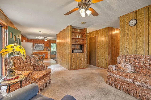 $265,000 | 10103 Hayters Gap Road, Abingdon, VA 24210