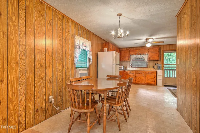 $265,000 | 10103 Hayters Gap Road, Abingdon, VA 24210