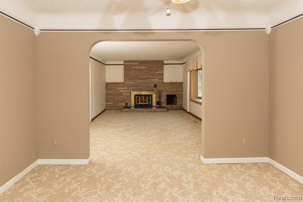 755 North Beck Road Canton, MI 48187 - Photo 5 of 27 755BeckRd-8.jpg