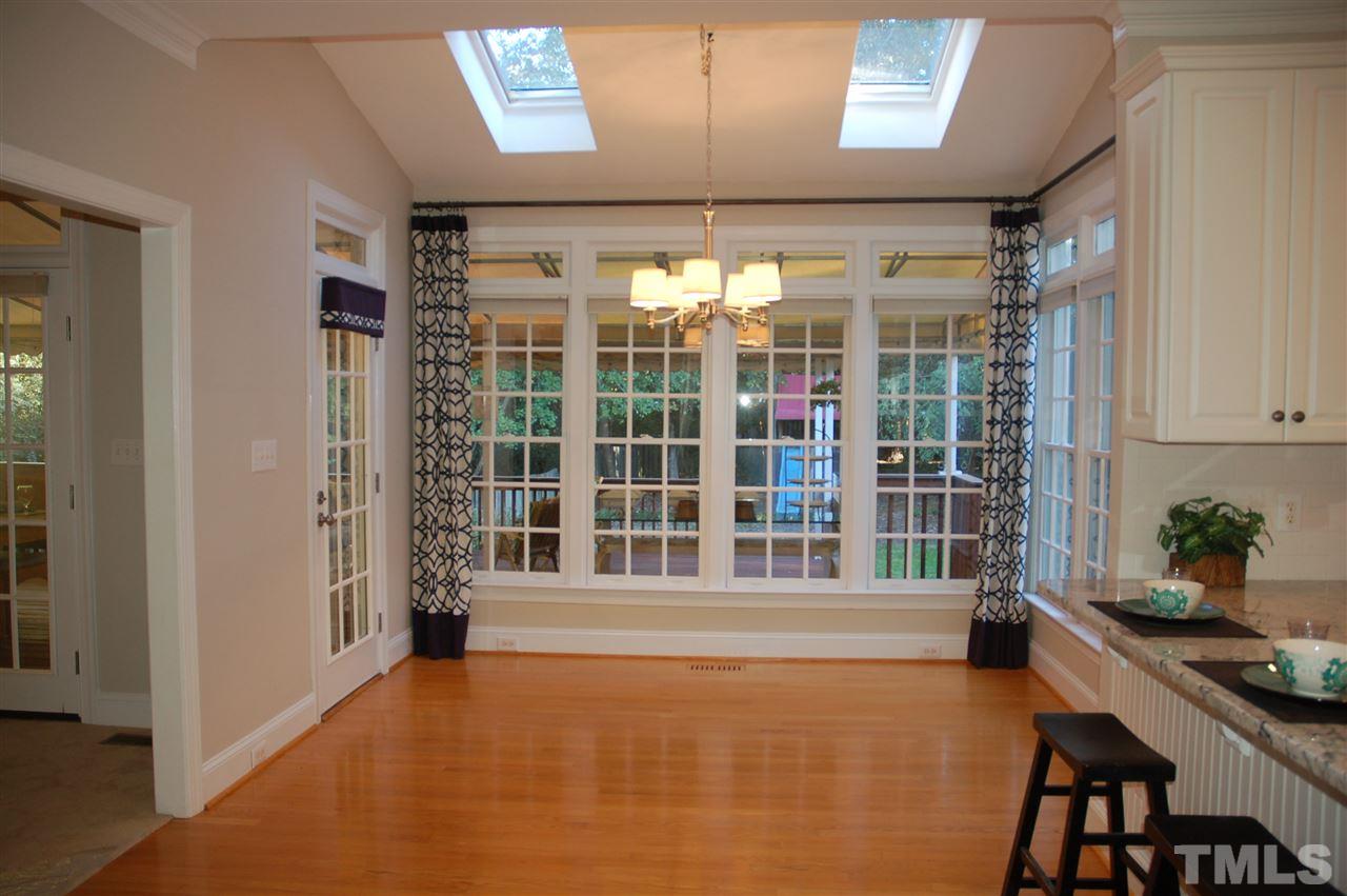 10900 Fitzwilliam Street Raleigh, NC 27614 - Photo 5 of 25 a view of livingroom with furniture