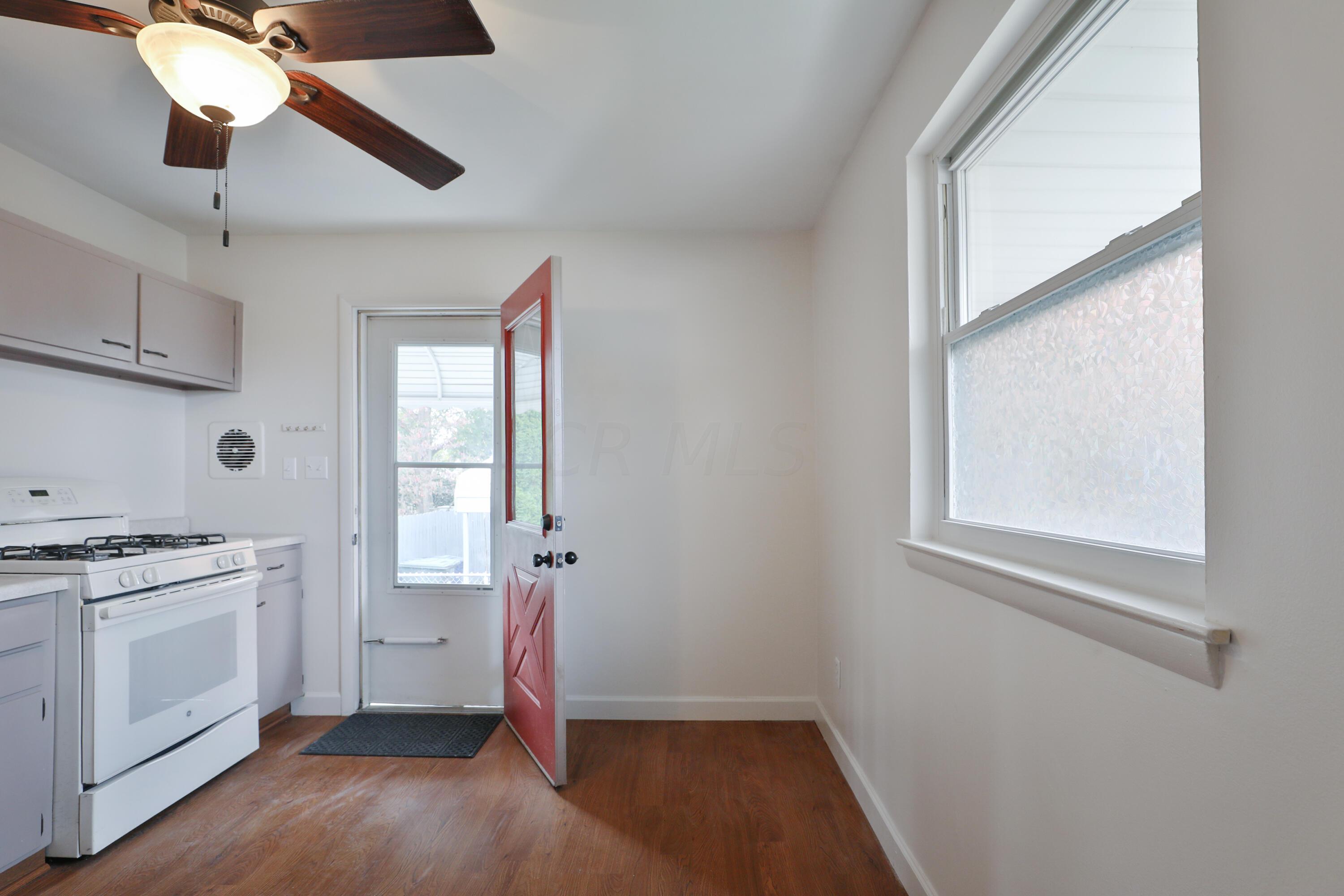 127 Cullman Road Columbus, OH 43207 - Photo 10 of 28 127-Cullman-11