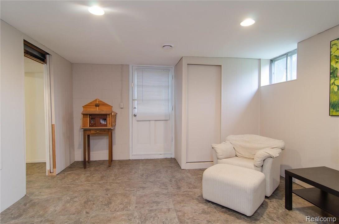 2940 Acorn Road Bloomfield Hills, MI 48302 - Photo 27 of 39 GRU_1323.jpg